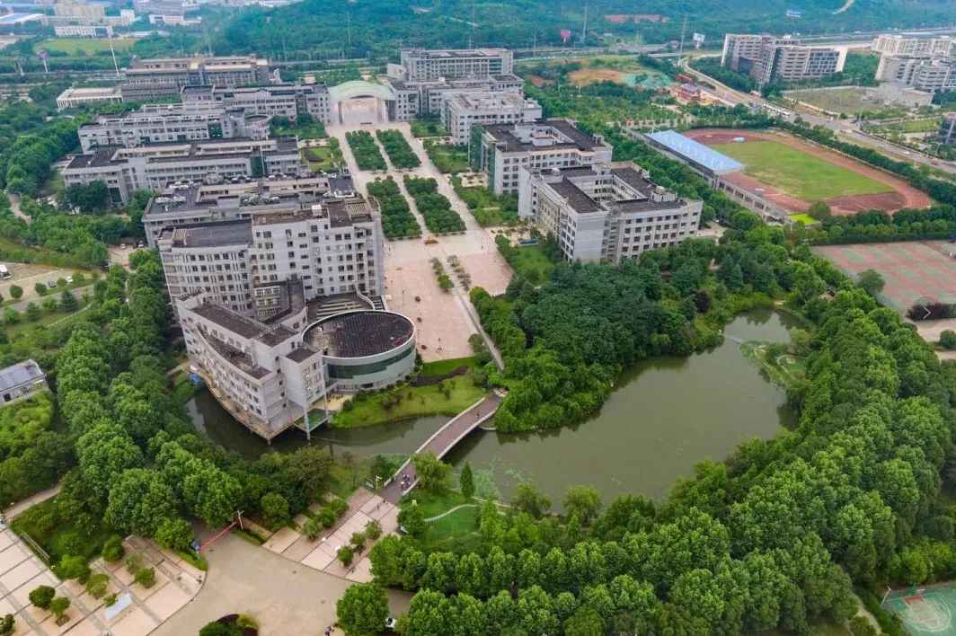 吉首張家界學院錄取分數多少_吉首大學張家界學院多少分_吉首大學張家界學院分數線