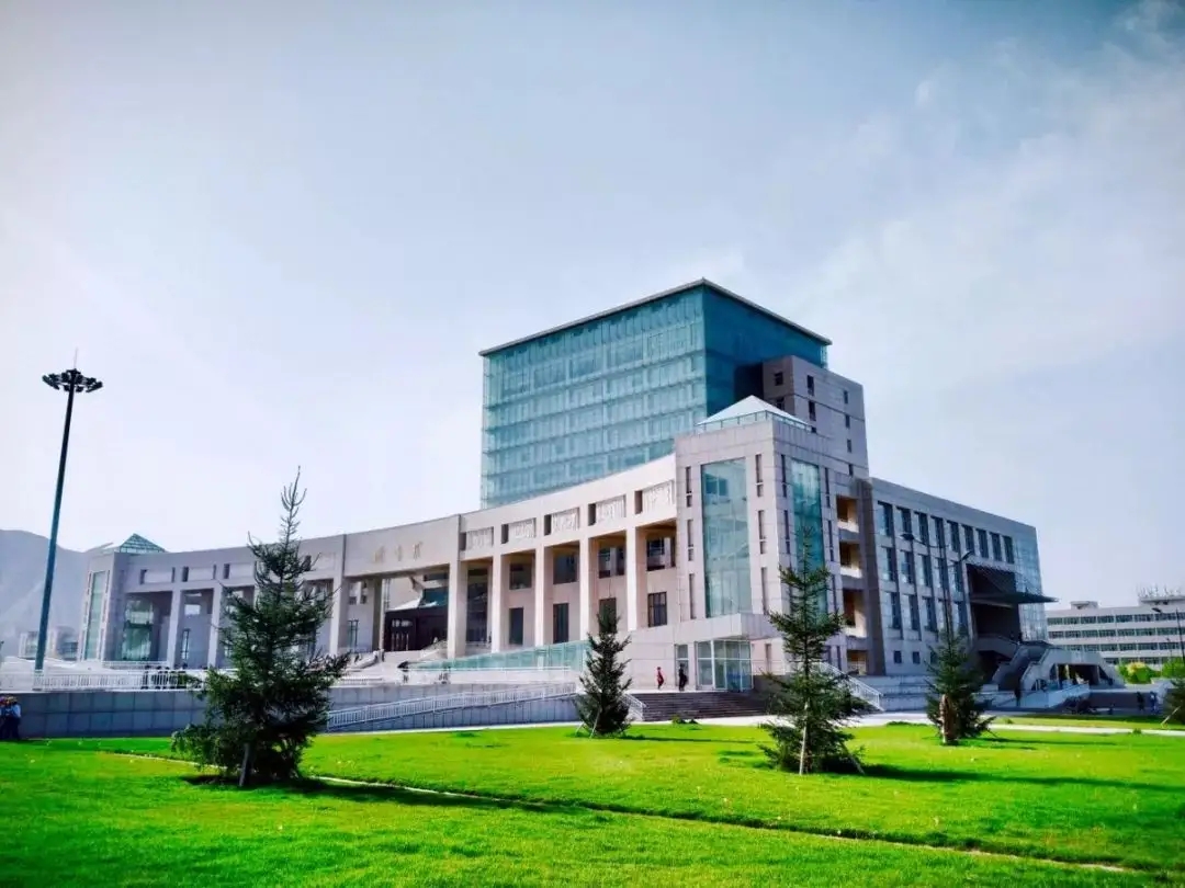 西北民族大学.webp.jpg